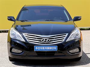 HYUNDAI Grandeur - Vista 2
