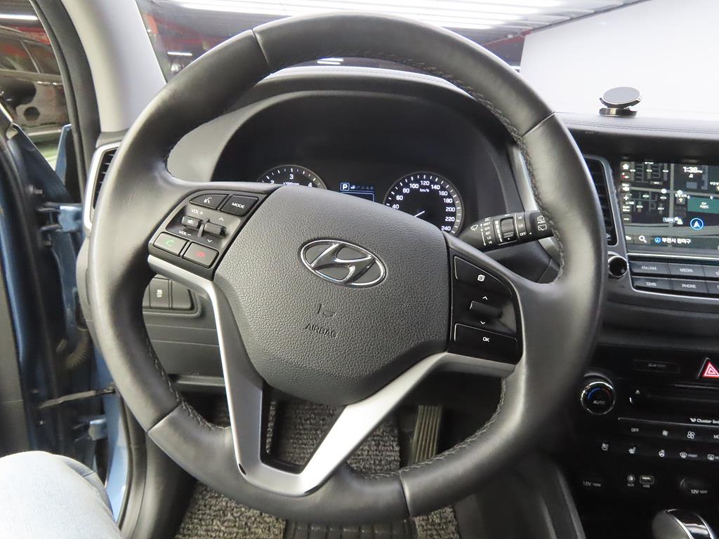 HYUNDAI Tucson - Vista 8