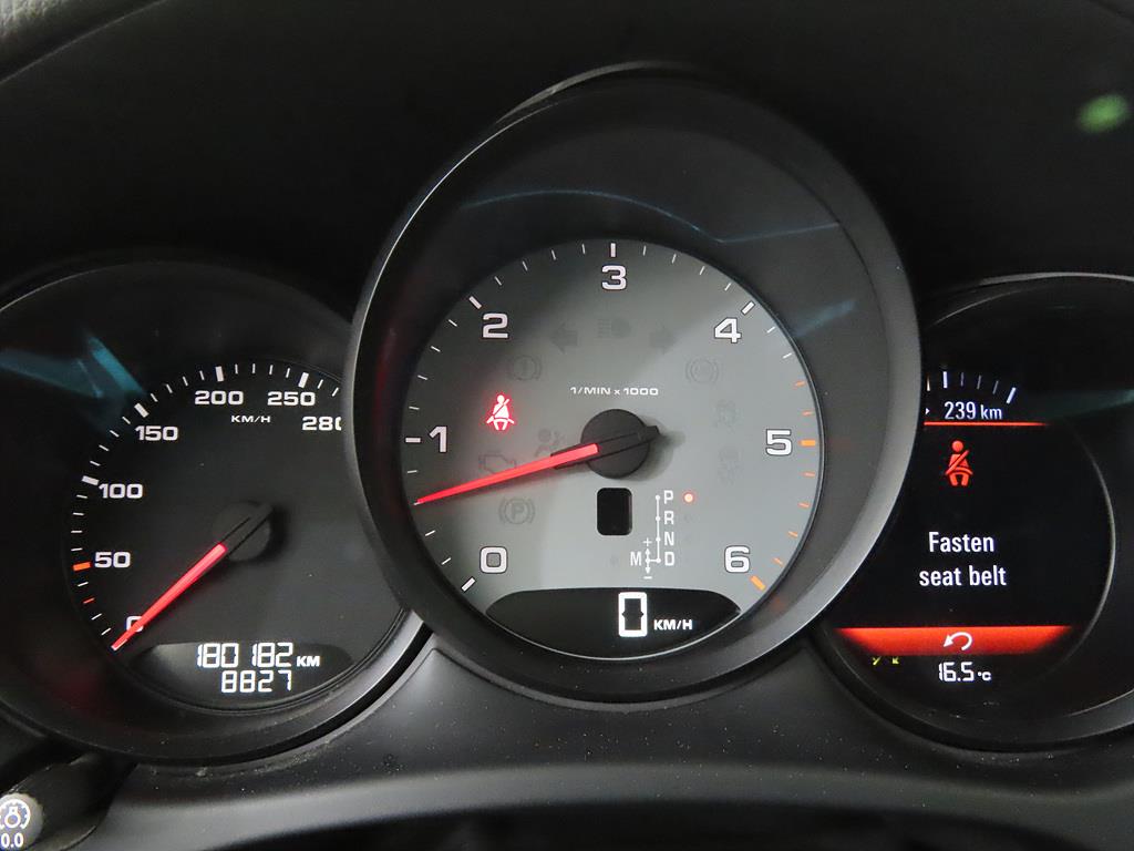 Porsche Macan - Vista 10