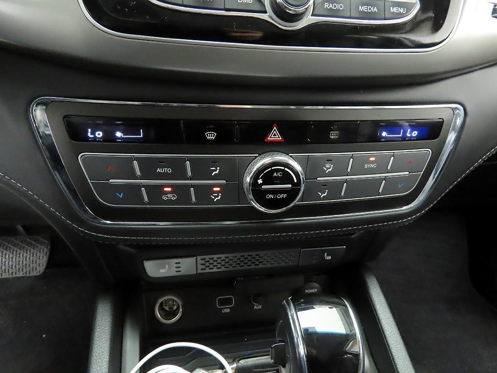 Ssangyong Rexton - Vista 9
