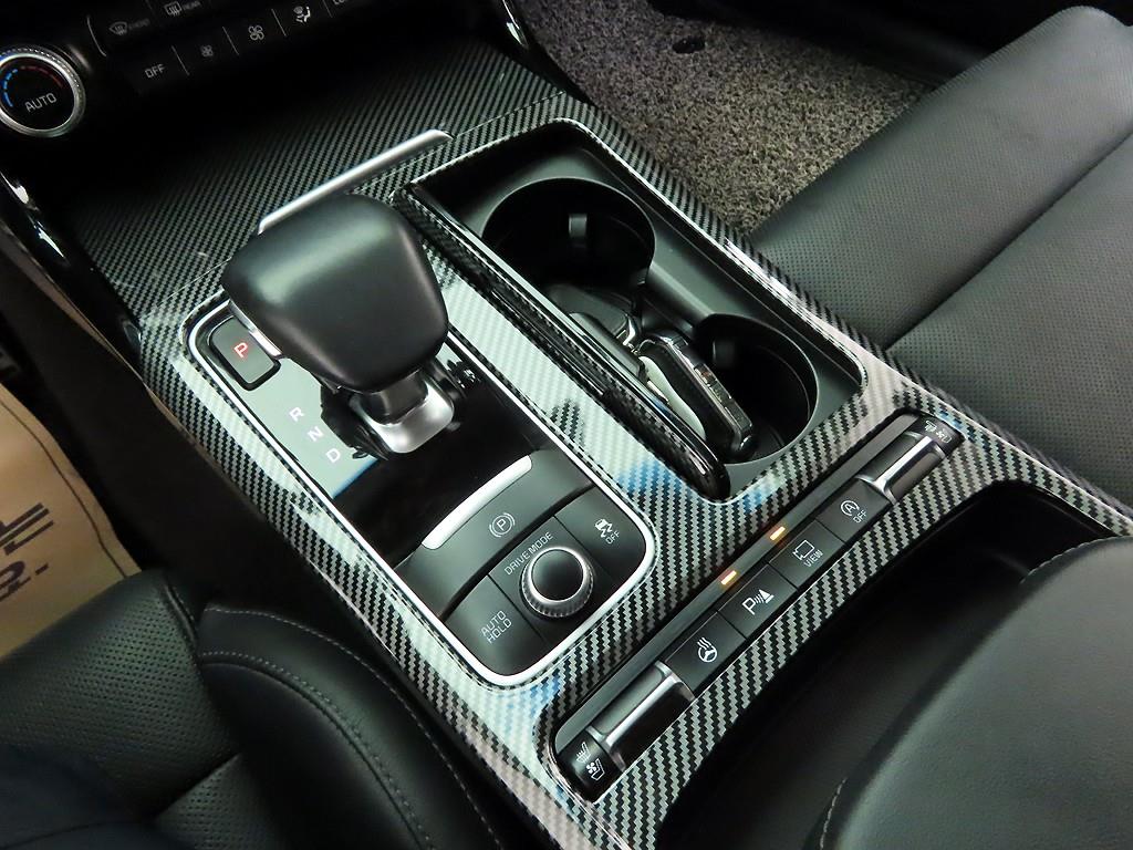 KIA Stinger - Vista 10