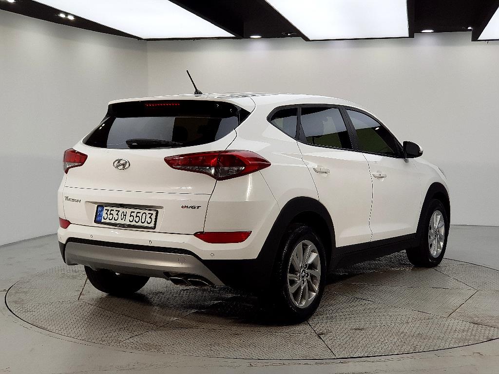 HYUNDAI Tucson - Vista 4