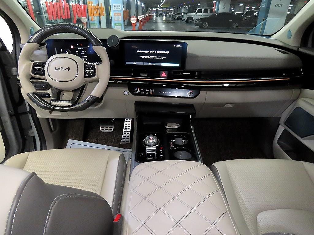 KIA Carnival - Vista 10