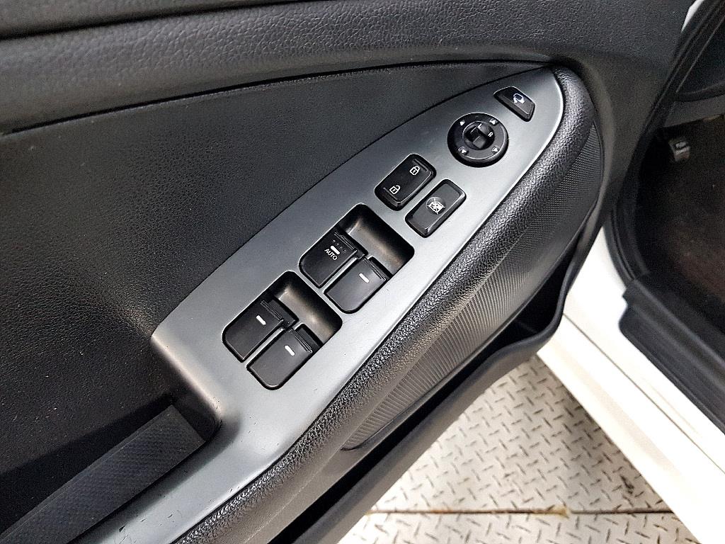 KIA K5 - Vista 10