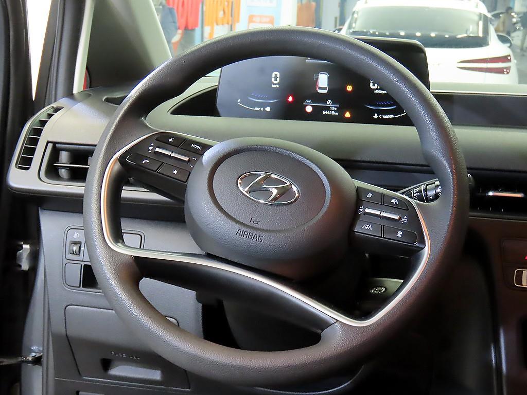 HYUNDAI Staria - Vista 8