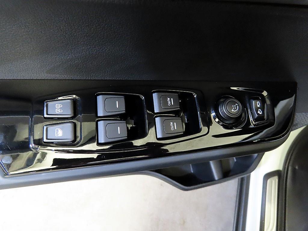 Ssangyong Torres 2024 Blanco - Importación desde Corea - HF Imports Iquique - Foto 13