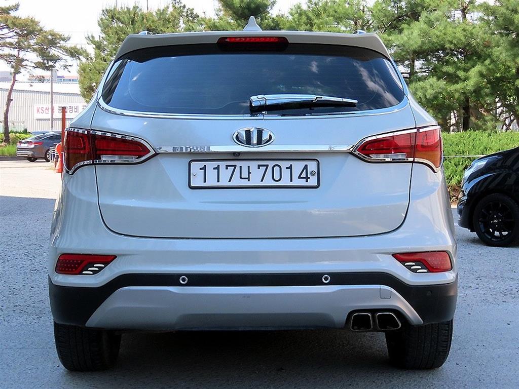 HYUNDAI Santa Fe - Vista 4