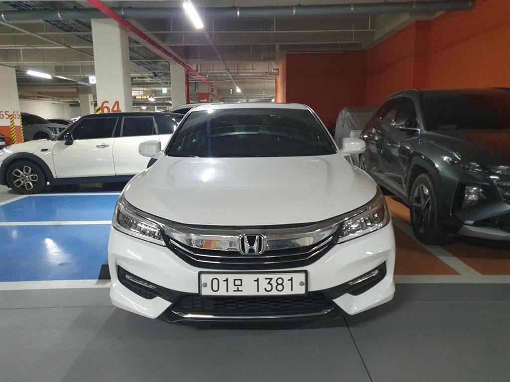 Honda Accord - Vista 3
