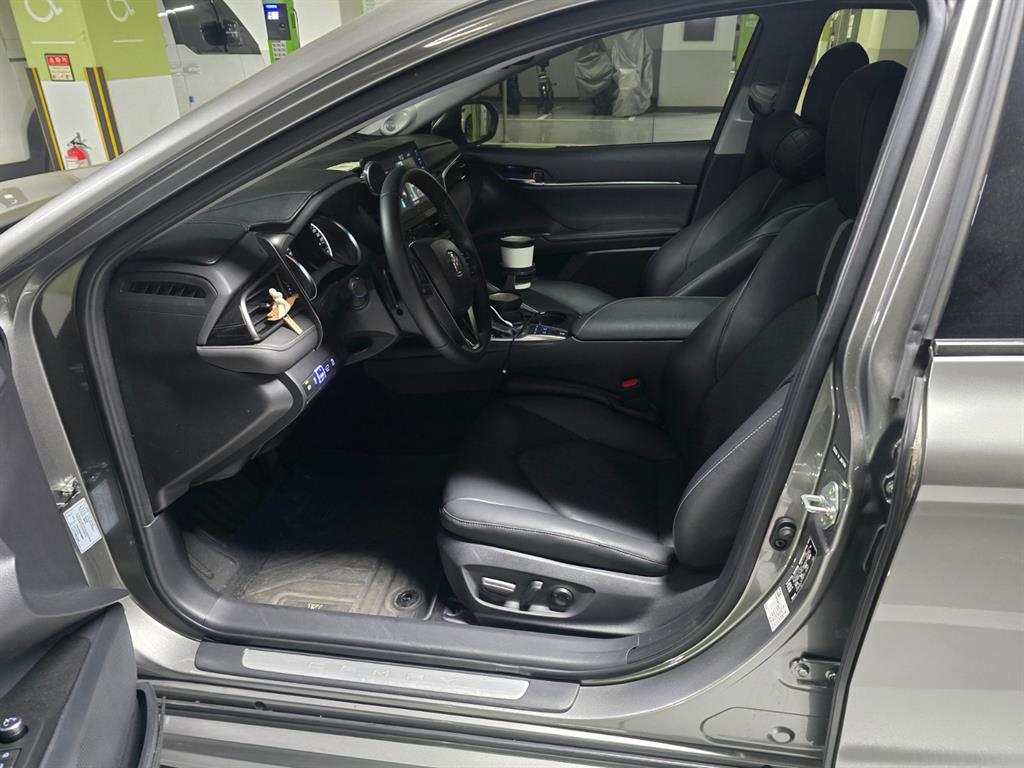 Toyota Camry - Vista 6