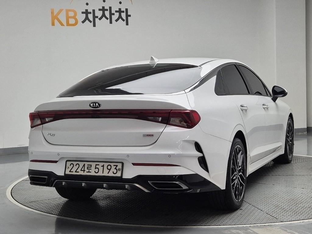 KIA K5 - Vista 3