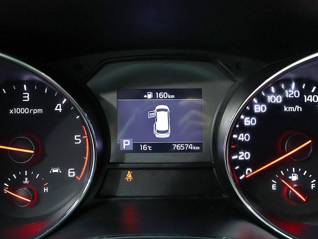 KIA Carnival - Vista 11