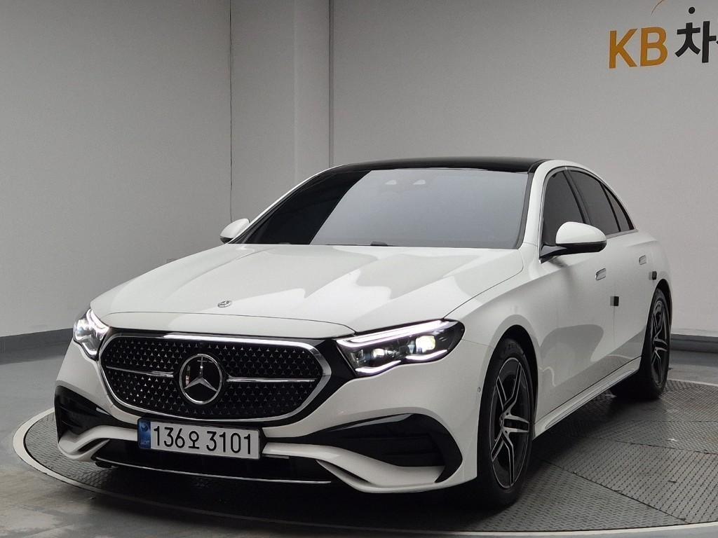 Mercedes Benz E class - Vista 3