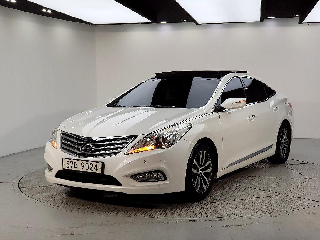 HYUNDAI Grandeur 2011 Blanco - Importación desde Corea - HF Imports Iquique - Foto 1