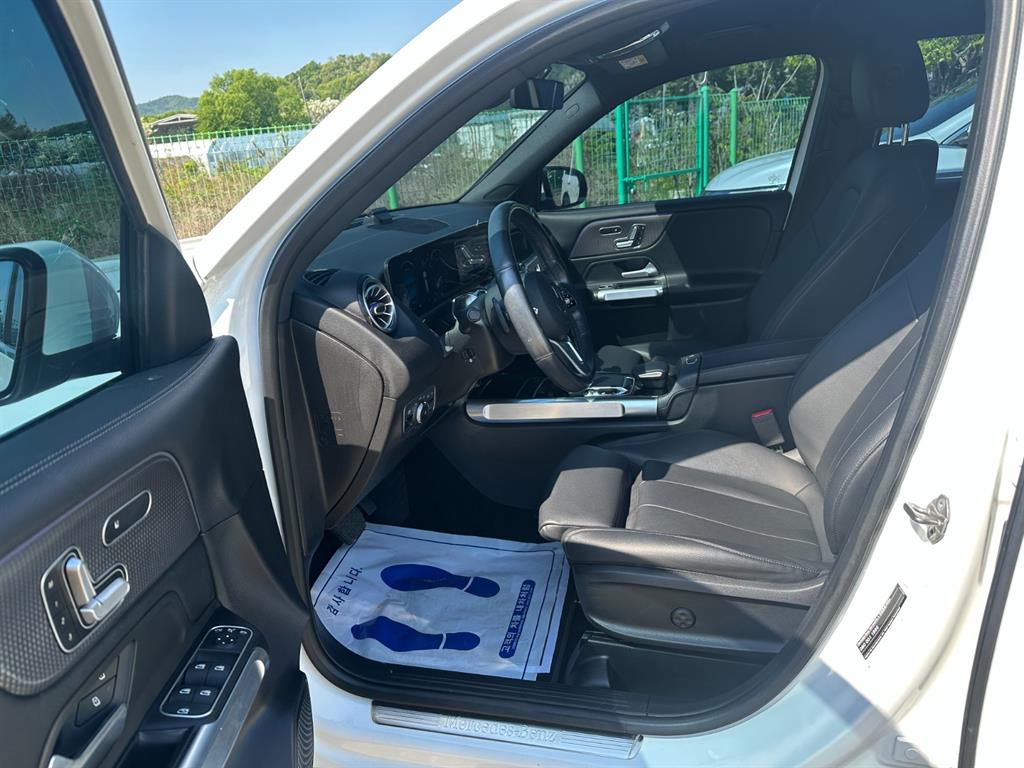 Mercedes Benz GLB Class 2020 Blanco - Importación desde Corea - HF Imports Iquique - Foto 15