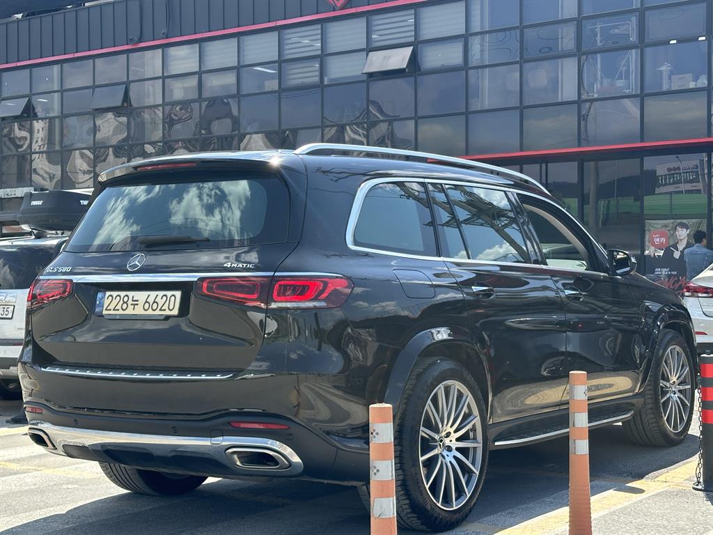 Mercedes Benz GLS Class - Vista 2