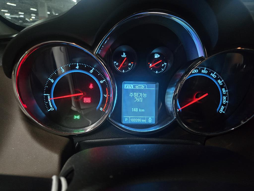 Chevrolet Cruise - Vista 4