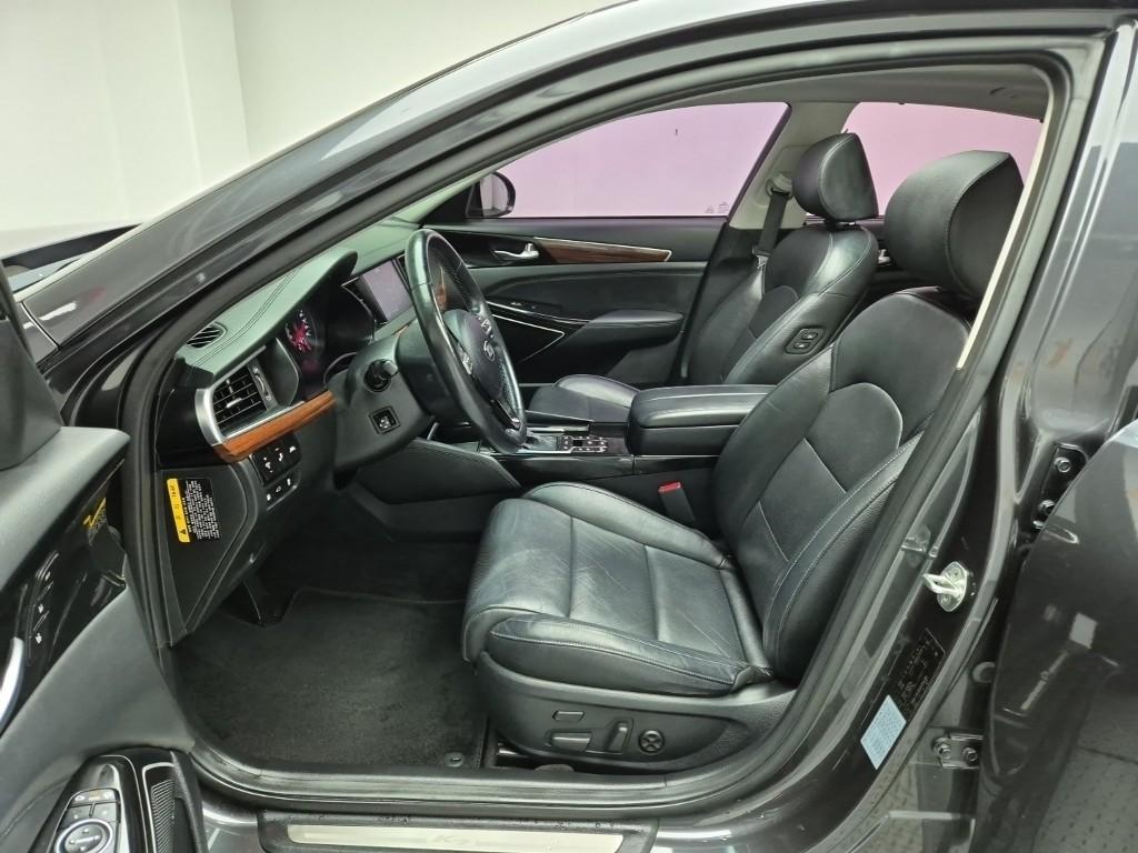 KIA K7 - Vista 11