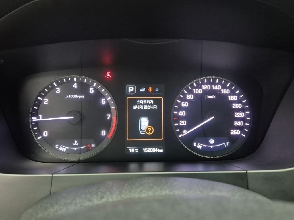 HYUNDAI Sonata - Vista 6