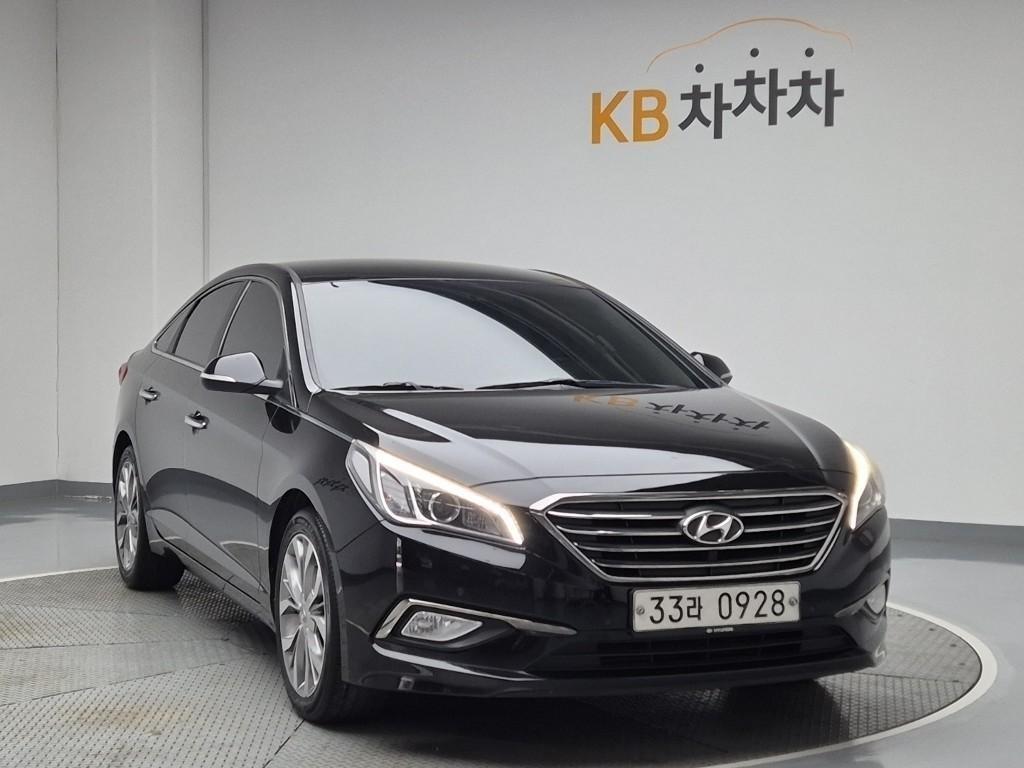 HYUNDAI Sonata - Vista 4