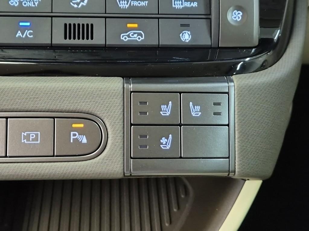 HYUNDAI Casper - Vista 12