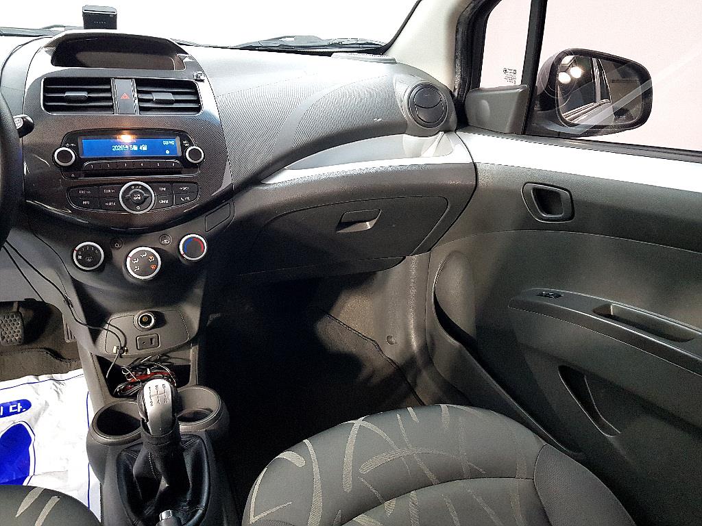 Chevrolet Spark - Vista 10