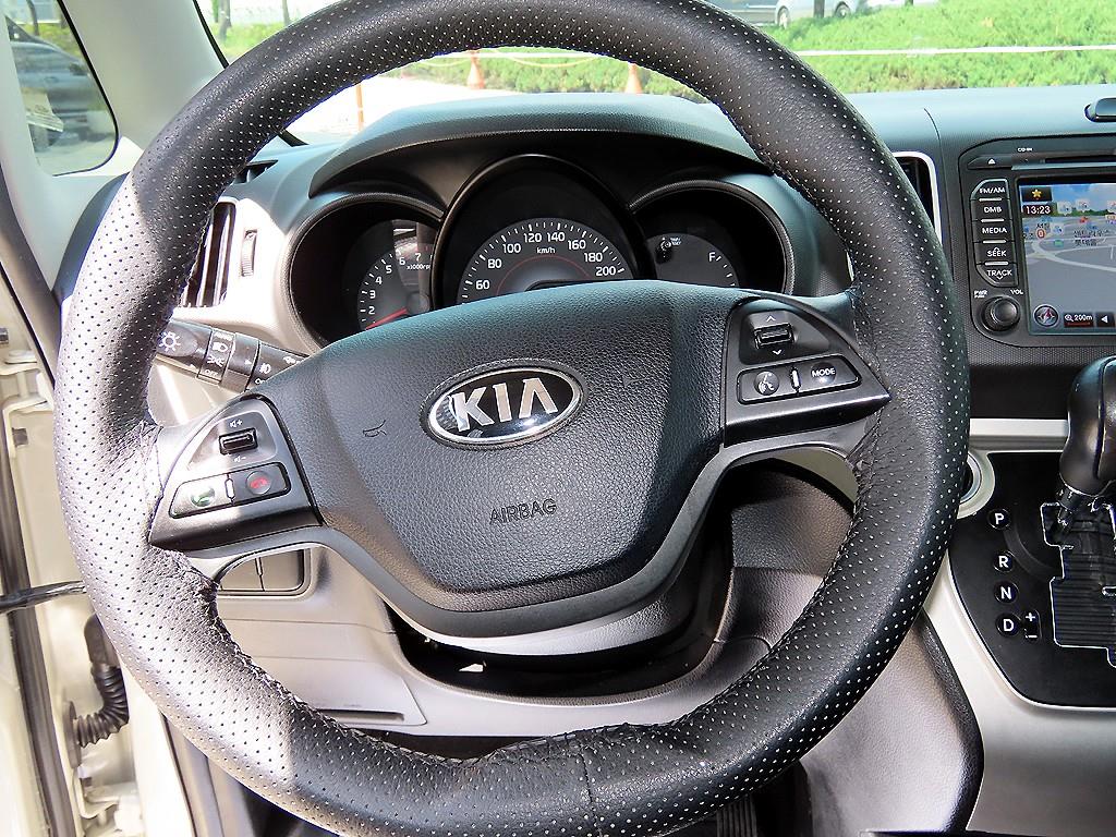 KIA Ray - Vista 8