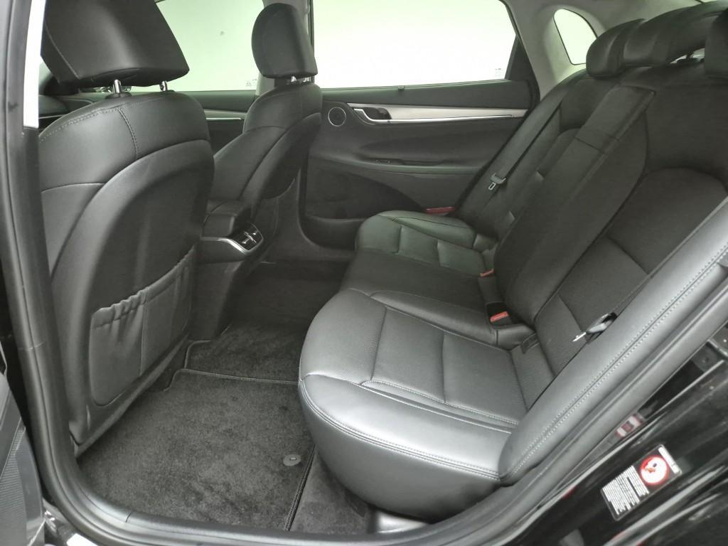HYUNDAI Grandeur - Vista 12