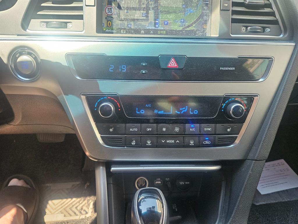 HYUNDAI Sonata - Vista 11
