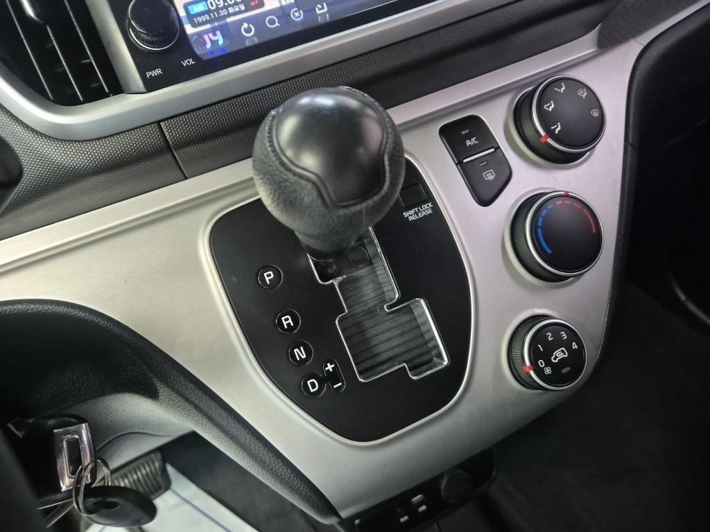 KIA Ray 2018 Blanco - Importación desde Corea - HF Imports Iquique - Foto 14