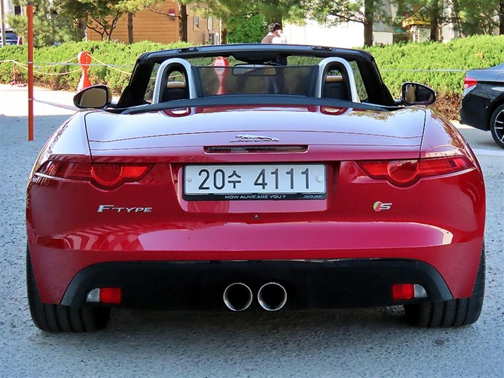 Jaguar F-TYPE - Vista 8