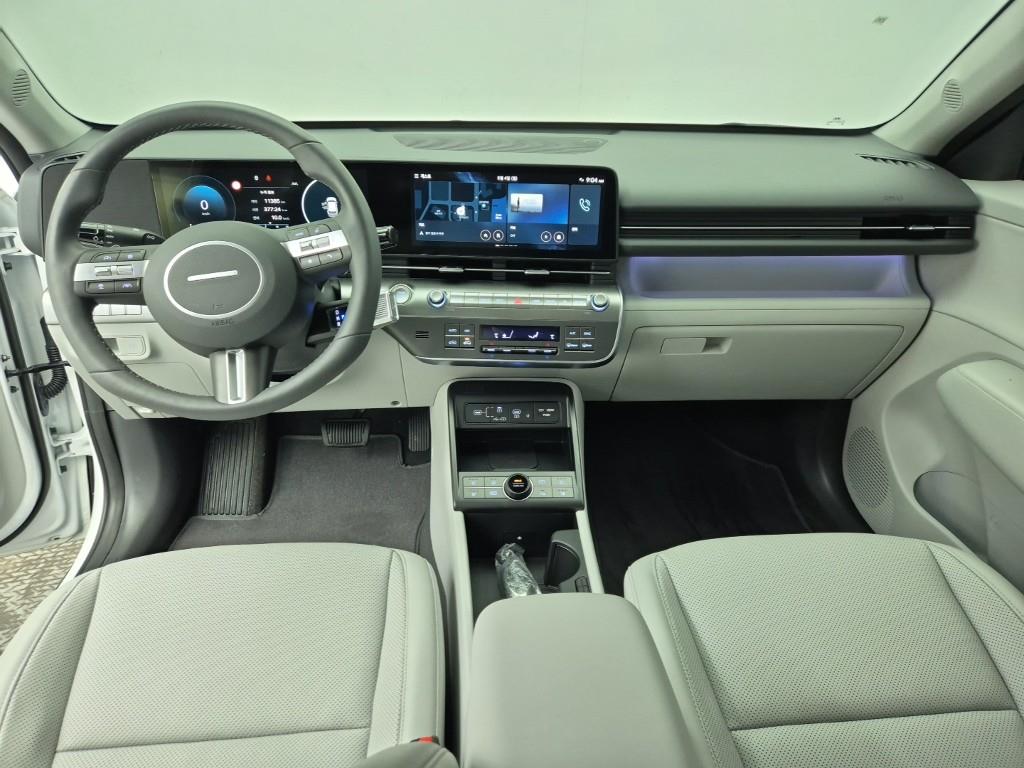 HYUNDAI Kona - Vista 5