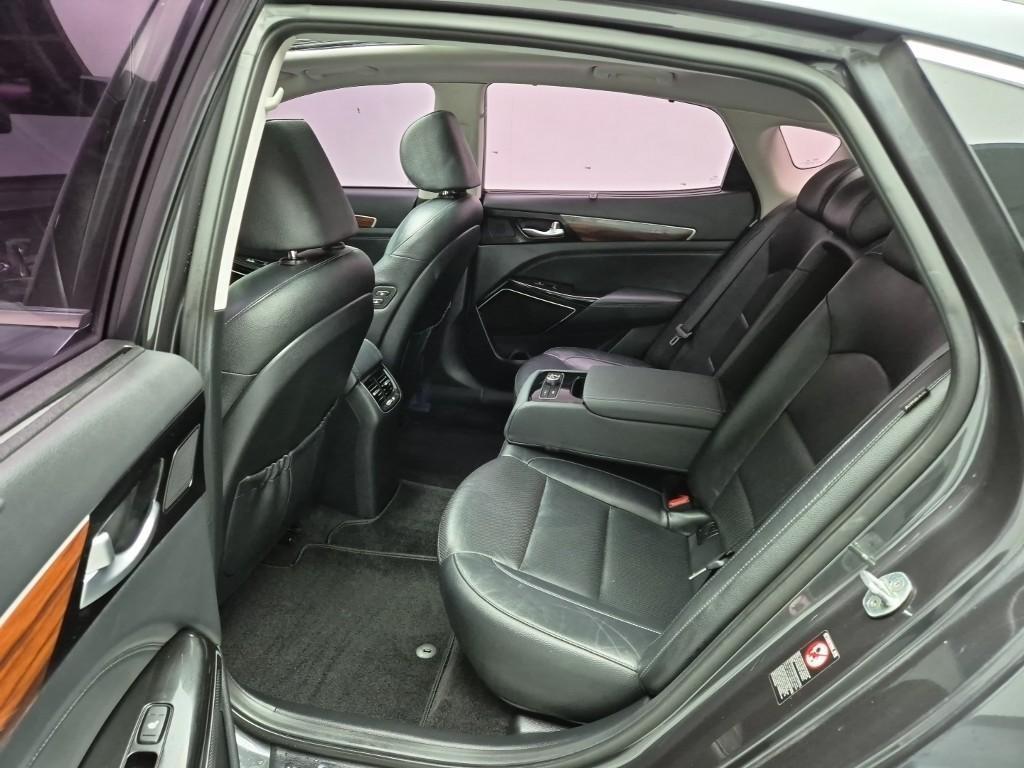 KIA K7 - Vista 12