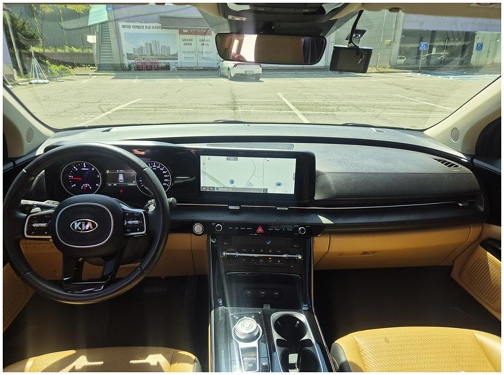 KIA Carnival - Vista 9