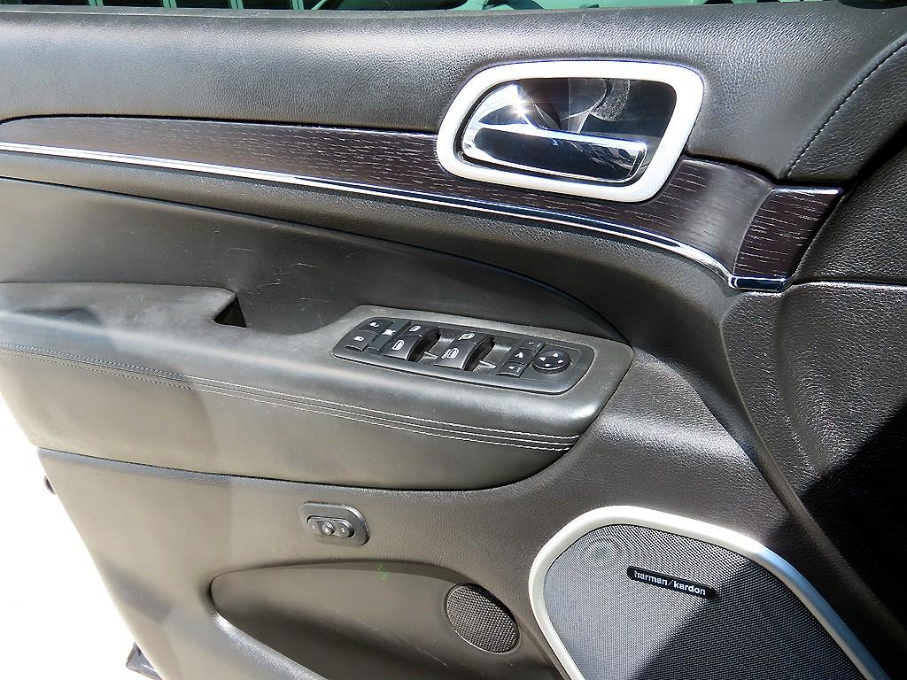 Jeep Cherokee - Vista 12