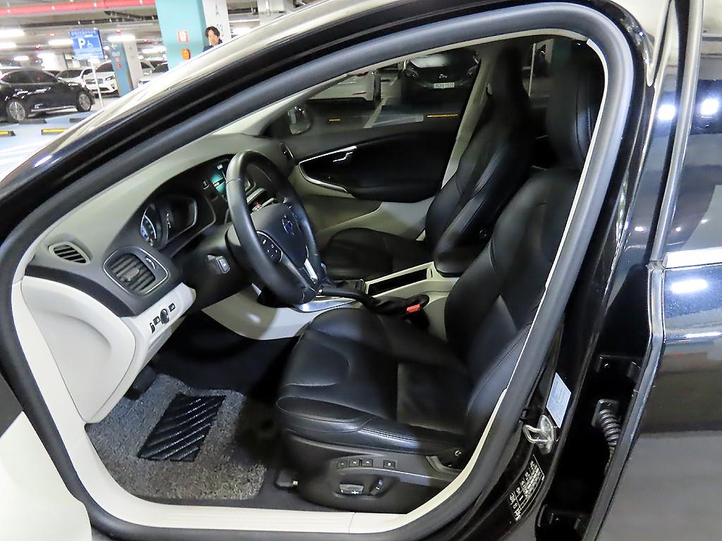 Volvo V40 - Vista 6