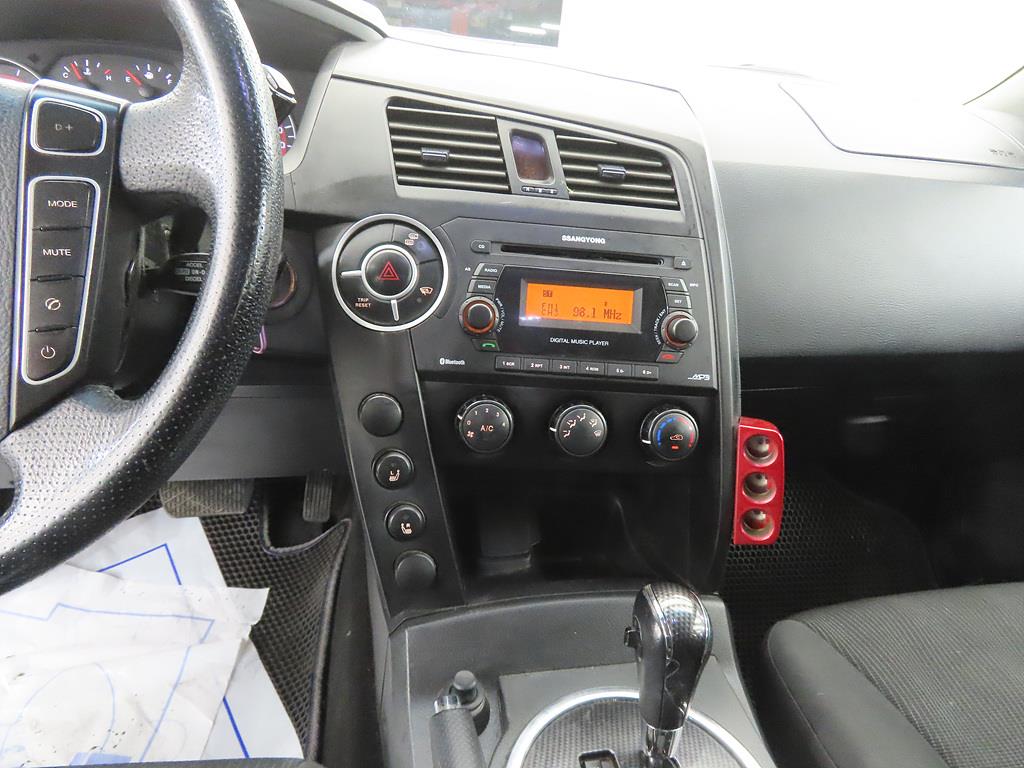 Ssangyong Korando - Vista 10
