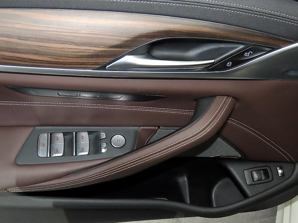 BMW 5 Series 2021 - Importación desde Corea - HF Imports Iquique - Foto 14