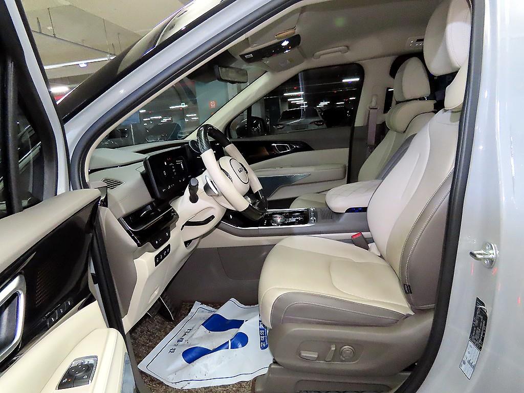 KIA Carnival - Vista 6