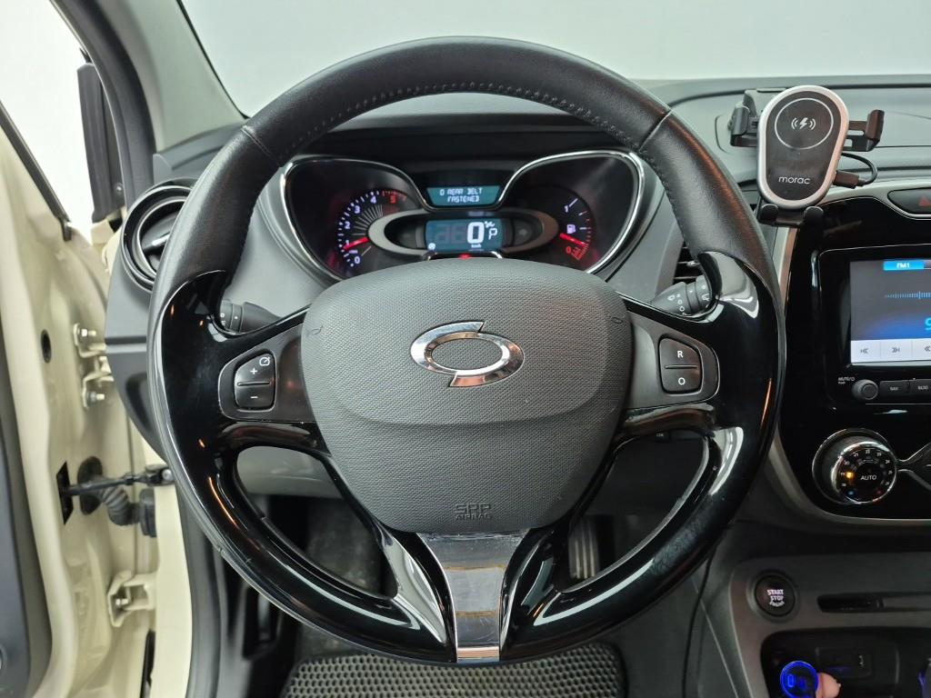 SAMSUNG QM3 - Vista 9