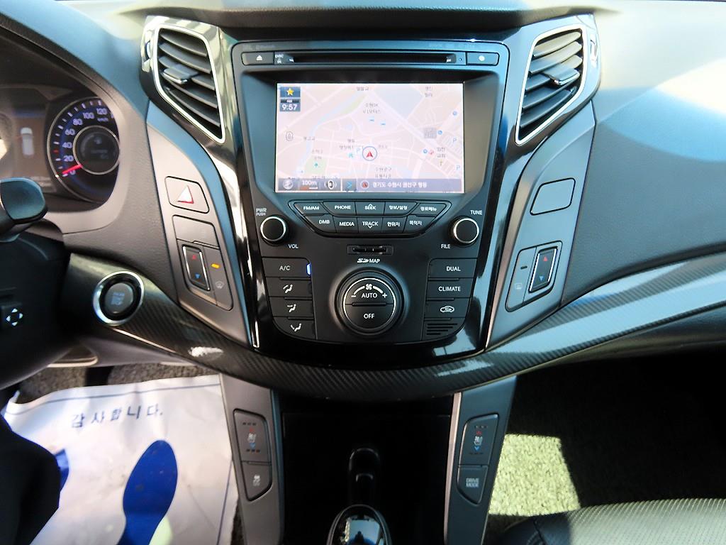 HYUNDAI i40 2015 Blanco - Importación desde Corea - HF Imports Iquique - Foto 13