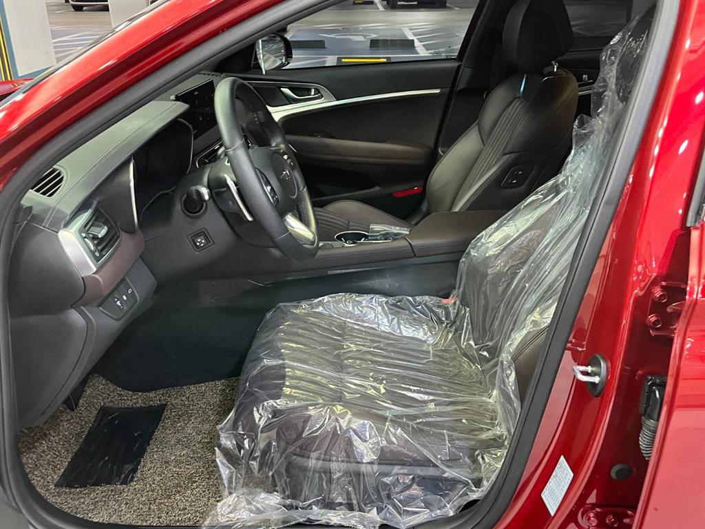 Genesis G70 - Vista 11