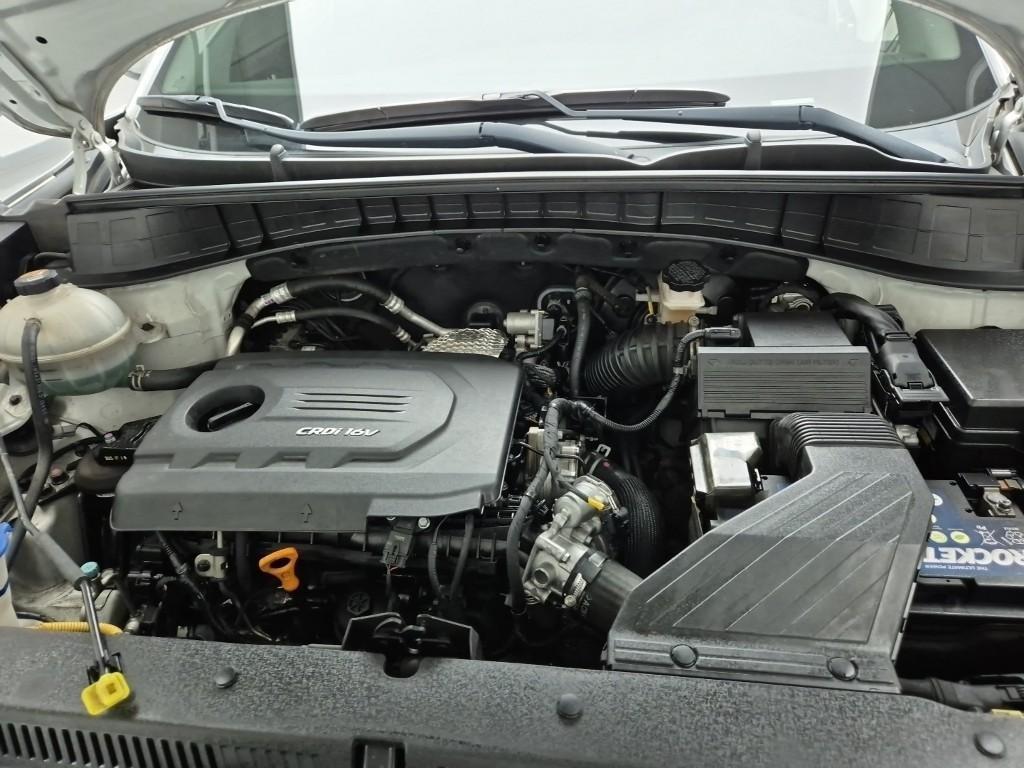 HYUNDAI Tucson - Vista 5
