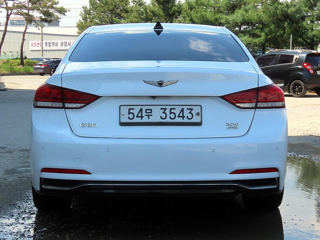 Genesis G80 - Vista 4