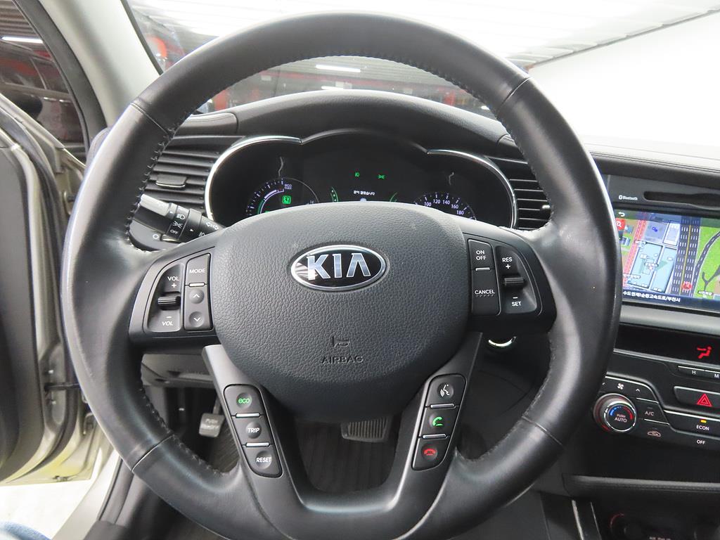 KIA K5 - Vista 8