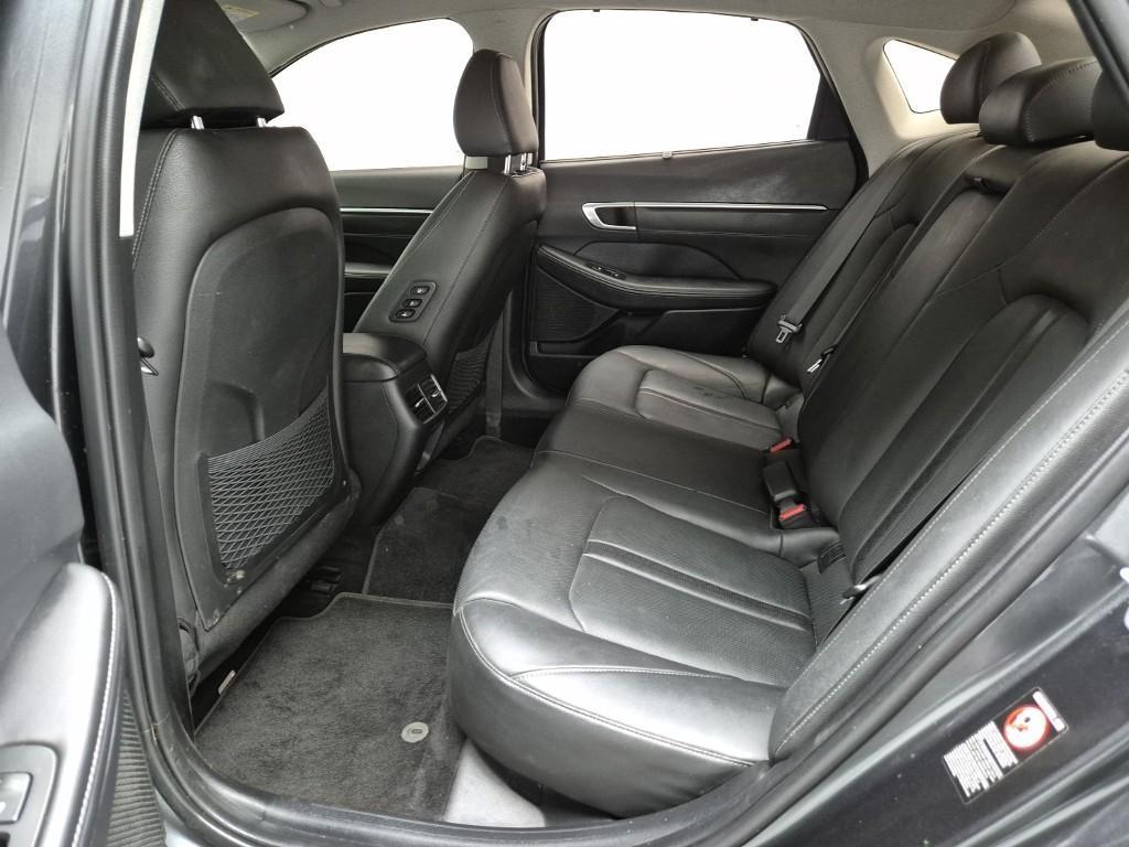 HYUNDAI Sonata - Vista 12