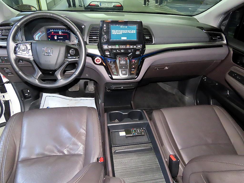 Honda Odyssey - Vista 10
