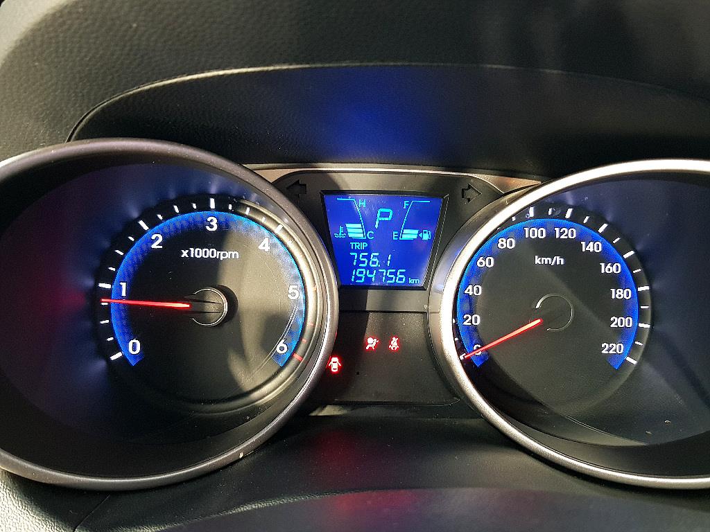 HYUNDAI Tucson - Vista 7