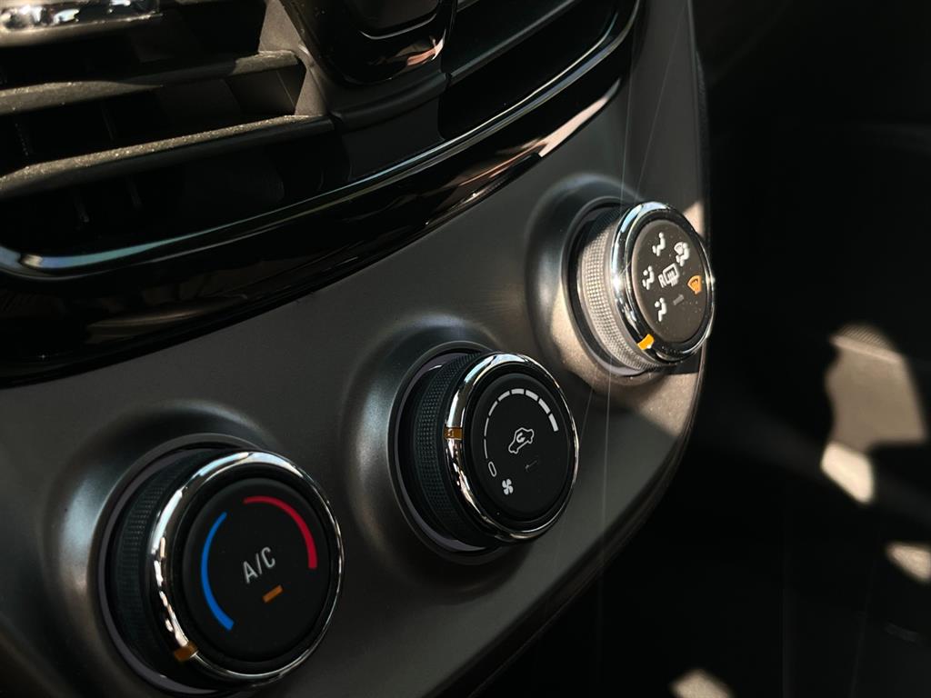 Chevrolet Spark - Vista 11