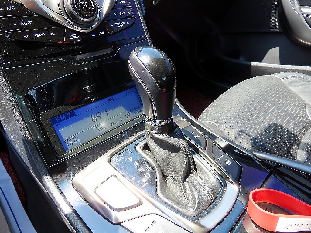 HYUNDAI Grandeur - Vista 11