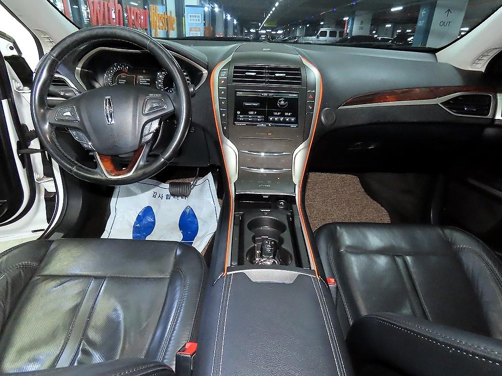 Lincoln MKZ - Vista 10